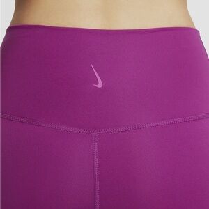 Nike Yoga Biker Shorts